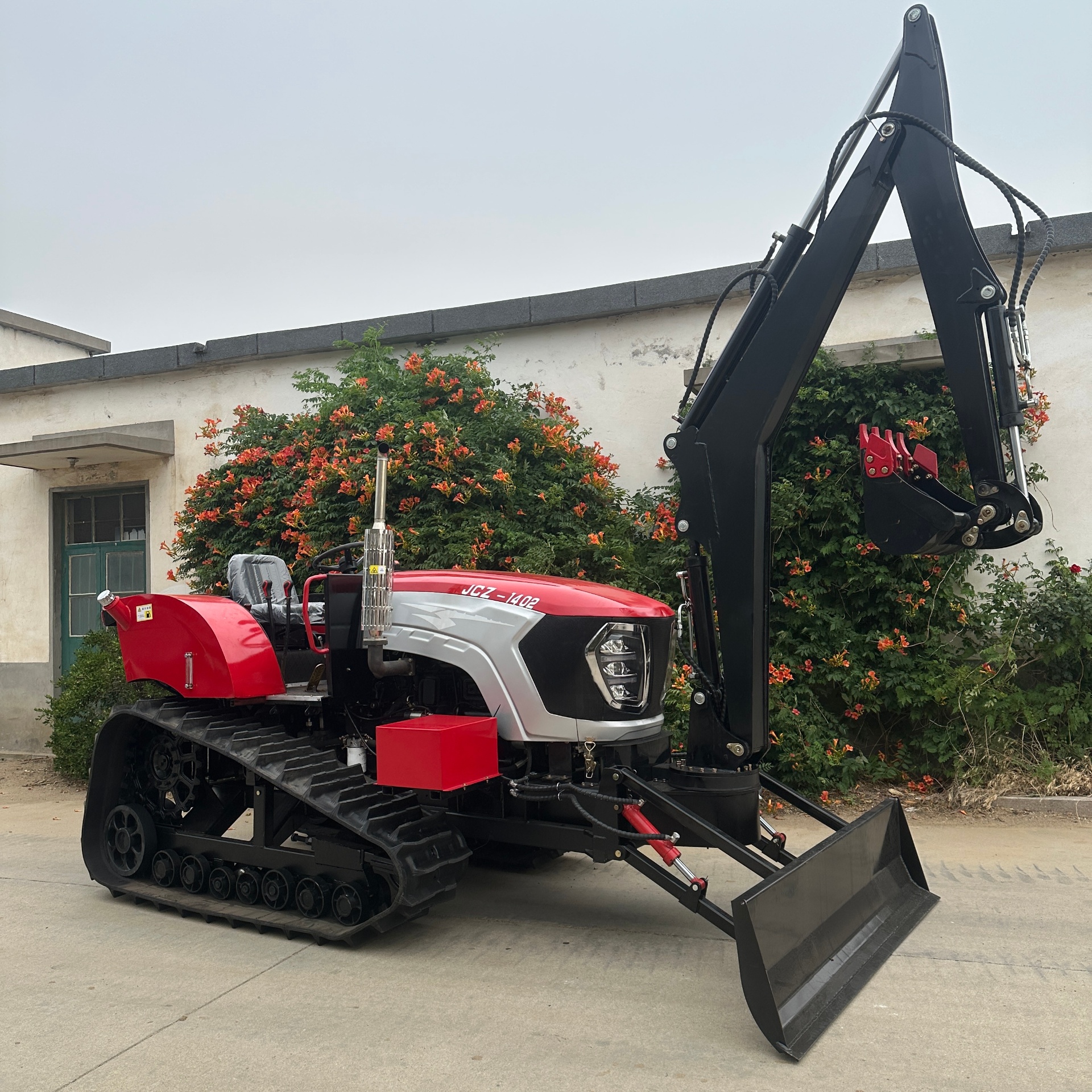 JCZ-1402 · 140 HP Amphibious Crawler Tractor + Backhoe + Dozer Blade