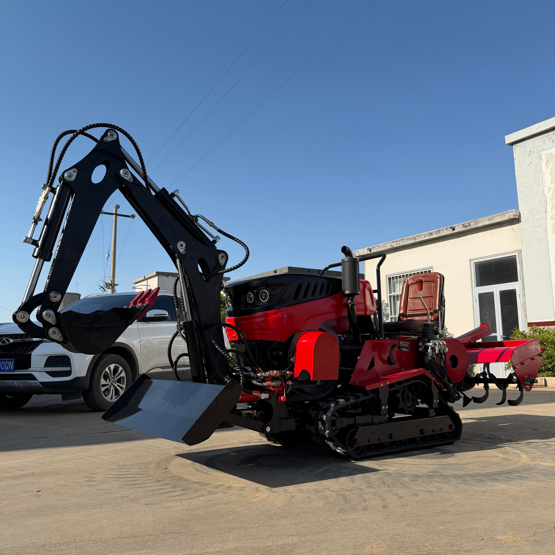 35 HP Crawler Multi-Function Tractor